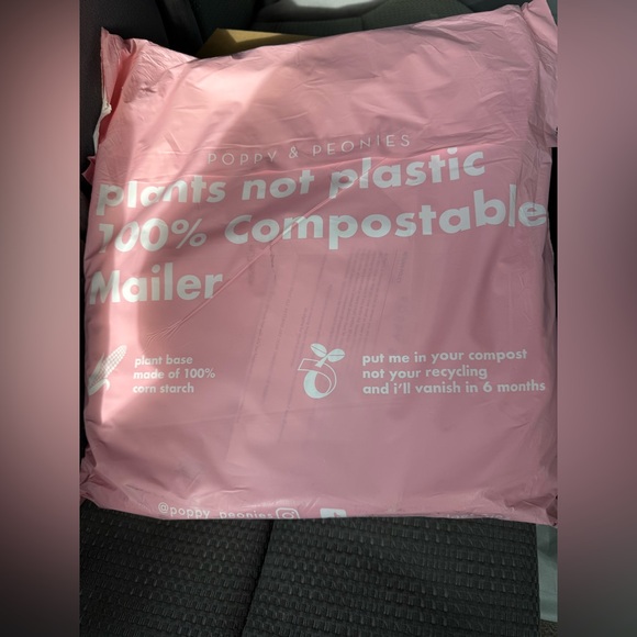 Poppy & Peonies Commuter Backpack - Picture 8 of 8